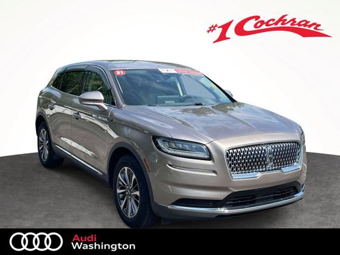 Used 2021 Lincoln Nautilus FWD w/ Equipment Group 101A image 1