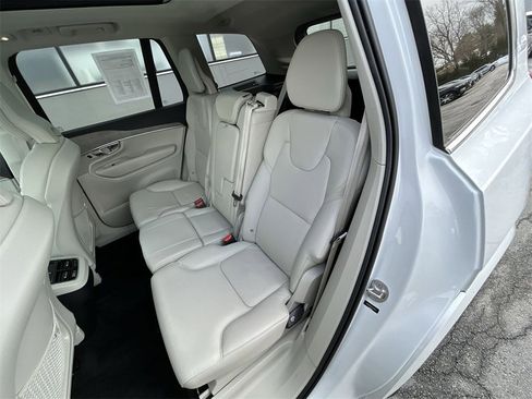 Certified 2023 Volvo XC90 B6 Plus w/ Protection Package Premier image 23