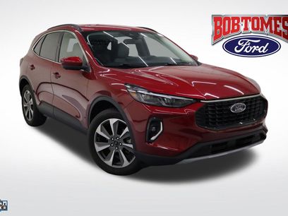 Certified 2023 Ford Escape Platinum w/ Class II Trailer Tow Package