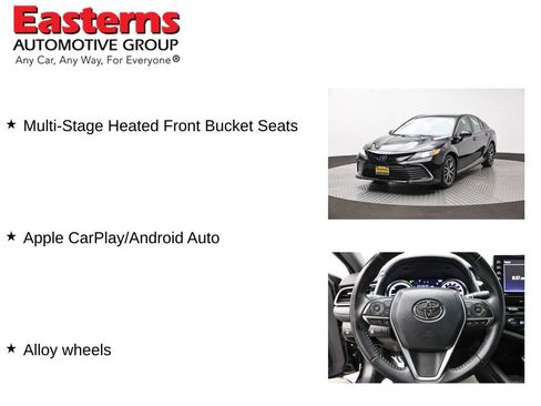 Used 2022 Toyota Camry XLE image 11