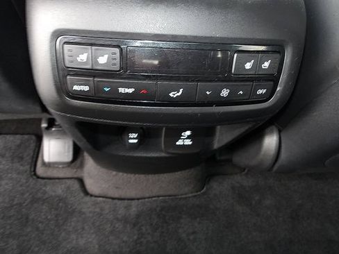 Used 2022 Hyundai Palisade Limited w/ Cargo Package AWD/4WD image 15
