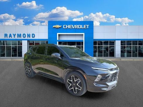 Used 2023 Chevrolet Blazer RS w/ Driver Confidence II Package FWD image 1