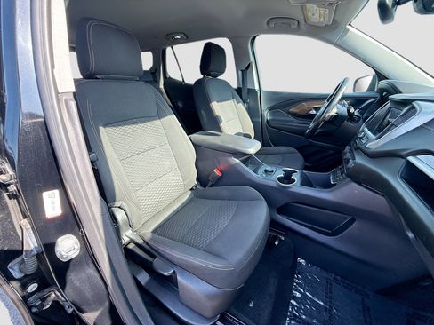 Used 2020 GMC Terrain SLE w/ Driver Convenience Package FWD image 14