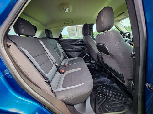 Used 2021 Chevrolet TrailBlazer LS AWD/4WD image 32