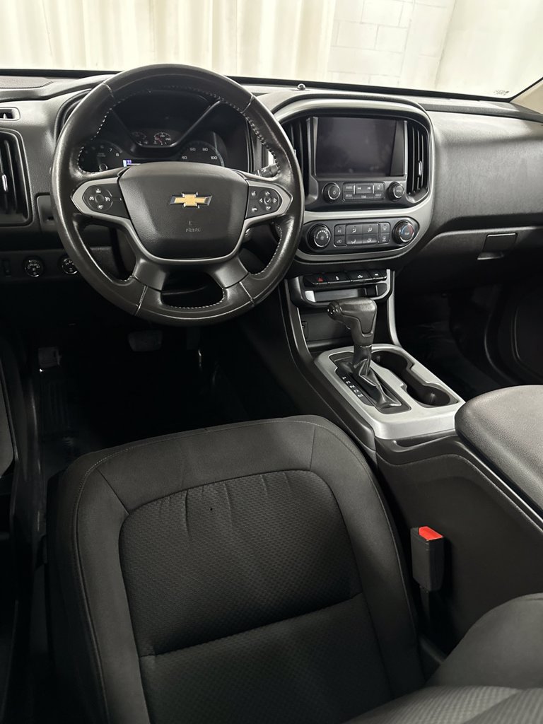 Used 2016 Chevrolet Colorado LT w/ LT Convenience Package AWD/4WD image 21