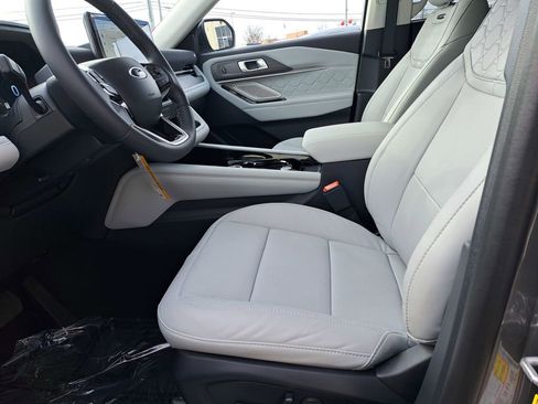 New 2026 Ford Explorer Platinum w/ LUX Leather Package image 12