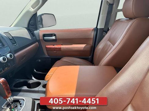 Used 2018 Toyota Sequoia Platinum RWD image 21