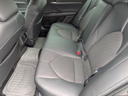 Used 2024 Toyota Camry XSE FWD image 7