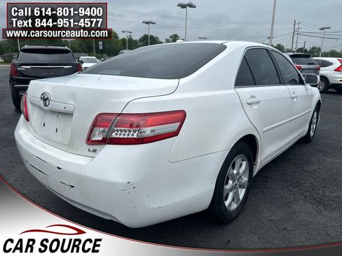 Used 2011 Toyota Camry LE w/ LE Extra-Value Pkg FWD image 6