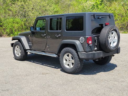Used 2016 Jeep Wrangler Unlimited Sport w/ Quick Order Package 24S AWD/4WD image 7