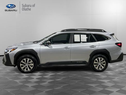 Certified 2025 Subaru Outback image 7