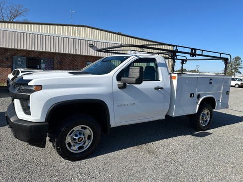 Used 2021 Chevrolet Silverado 2500 W/T image 1
