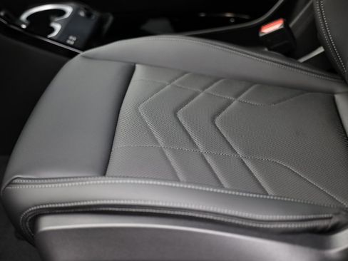 New 2026 BMW X1 xDrive28i w/ Convenience Package image 23