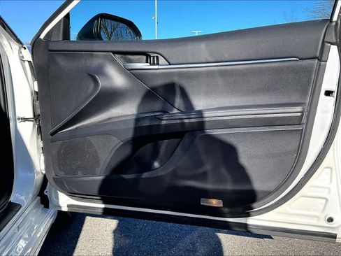 Used 2024 Toyota Camry XSE image 12