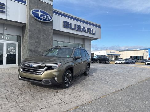New 2025 Subaru Forester Limited w/ Protection Package image 2