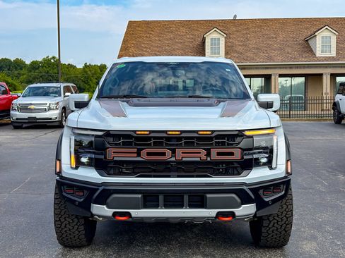 Used 2025 Ford F150 Raptor AWD/4WD image 4