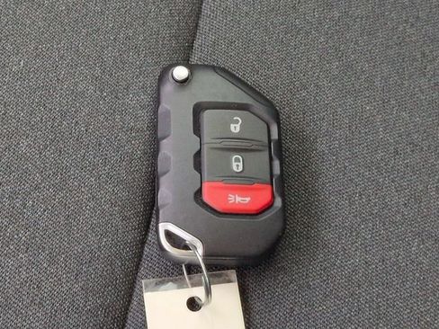 Used 2026 Jeep Gladiator Sport AWD/4WD image 27