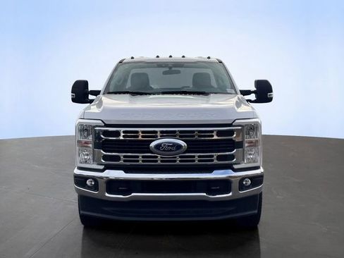 New 2025 Ford F350 XL w/ XL Chrome Package AWD/4WD image 2
