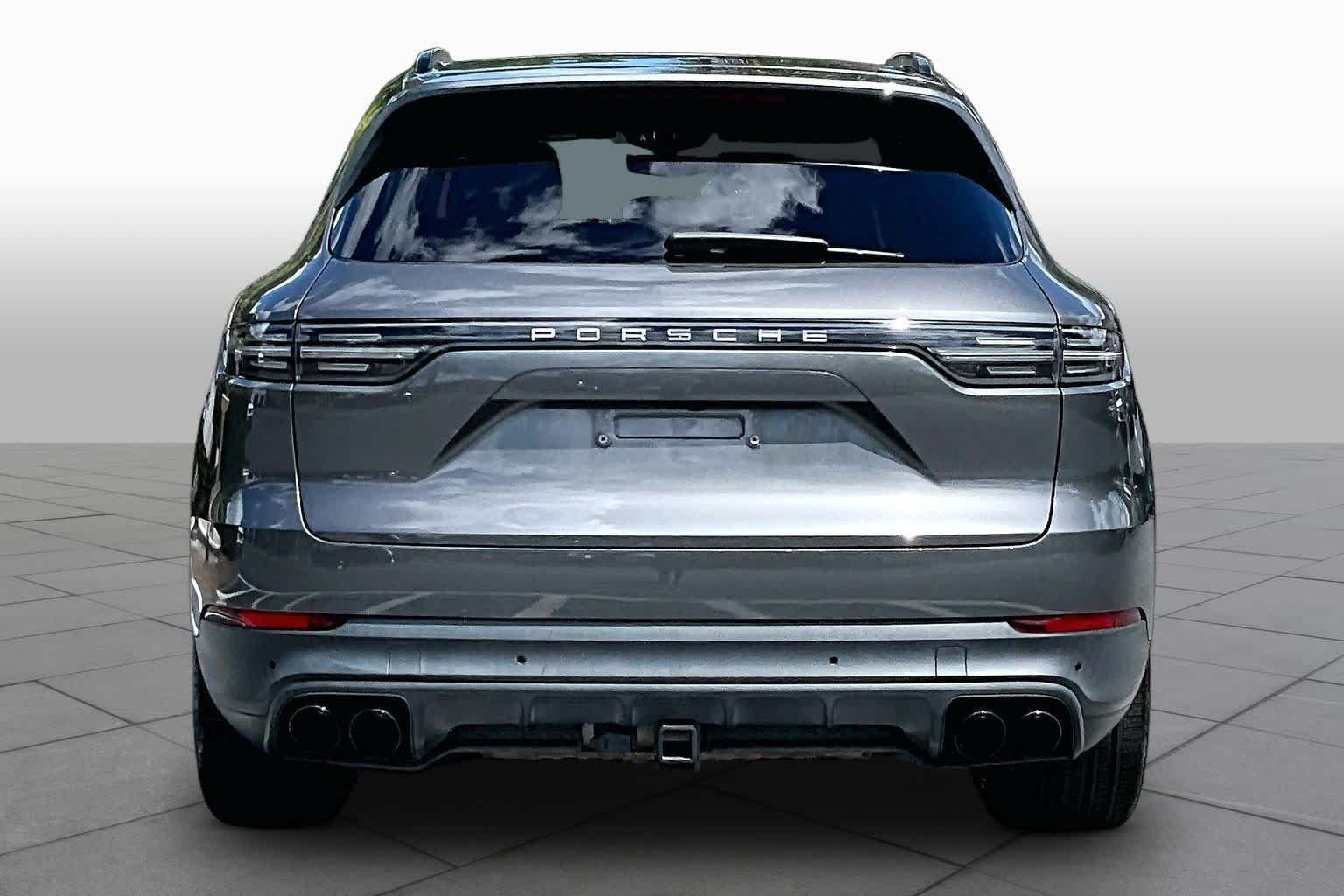 Used 2020 Porsche Cayenne AWD/4WD image 5