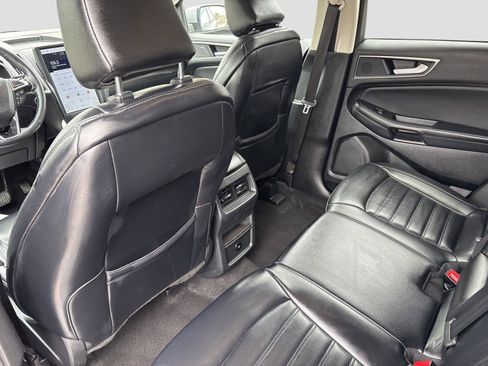 Used 2024 Ford Edge SEL AWD/4WD image 18