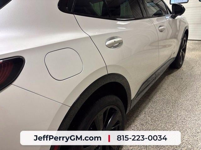 Used 2024 Buick Envision Sport Touring AWD/4WD image 9