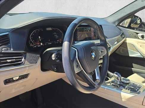 Used 2019 BMW X7 xDrive50i w/ Dynamic Handling Package AWD/4WD image 12
