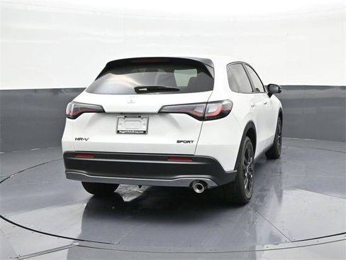 New 2026 Honda HR-V Sport image 10