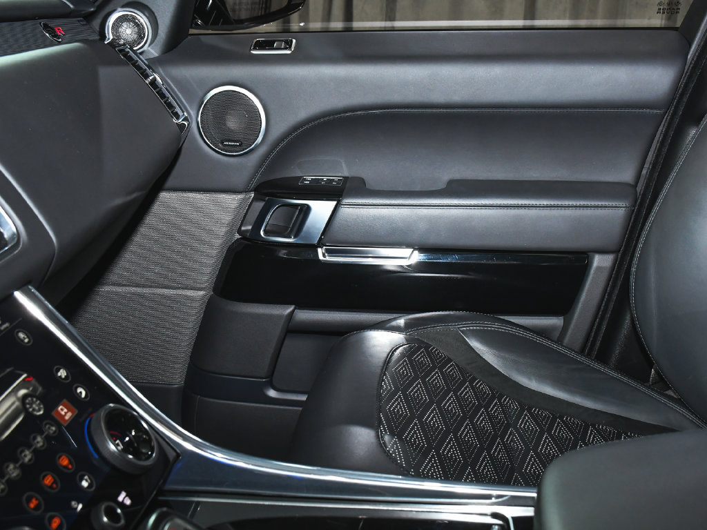 Used 2022 Land Rover Range Rover Sport SVR AWD/4WD image 52
