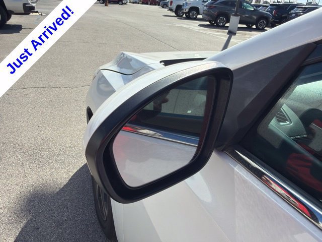 Used 2024 Nissan Sentra SV FWD image 11