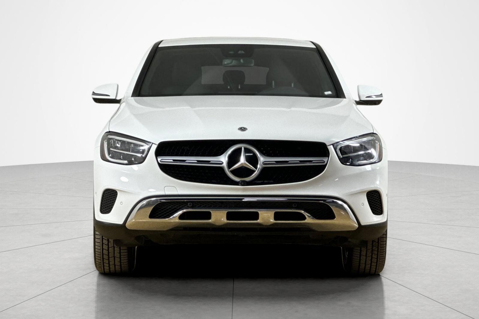 Used 2023 Mercedes-Benz GLC 300 4MATIC Coupe image 8