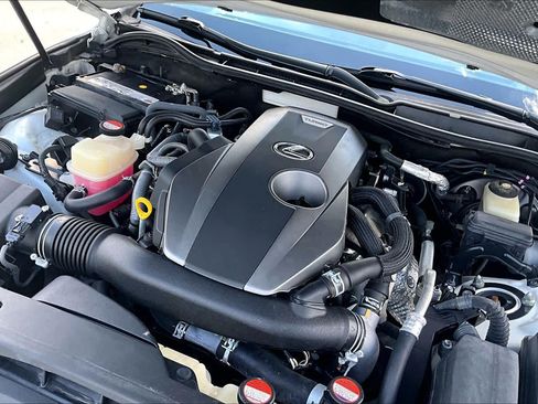 Used 2016 Lexus IS 200t w/ F Sport Package RWD image 31