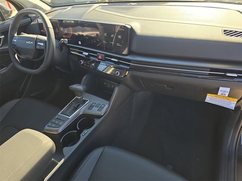 New 2026 Kia Sportage EX image 14