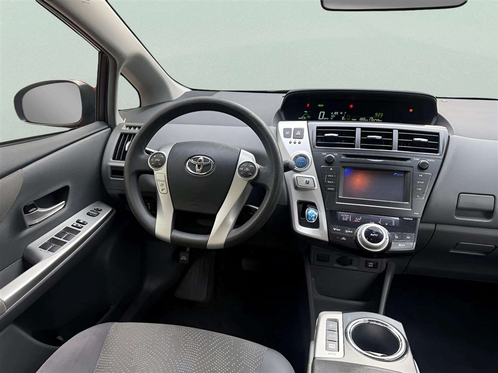 Used 2014 Toyota Prius V Two FWD image 14