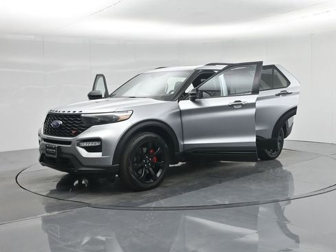 Used 2023 Ford Explorer ST w/ Equipment Group 401A image 32