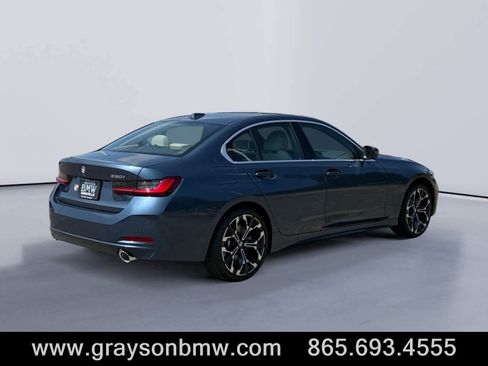 Used 2025 BMW 330i xDrive Sedan w/ Premium Package image 3