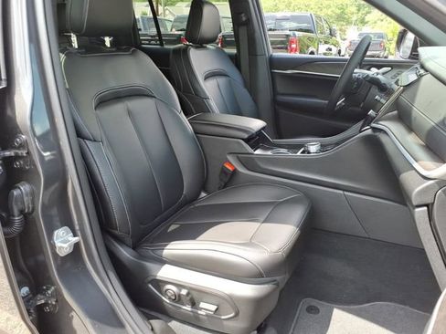 New 2026 Jeep Grand Cherokee Limited AWD/4WD image 4