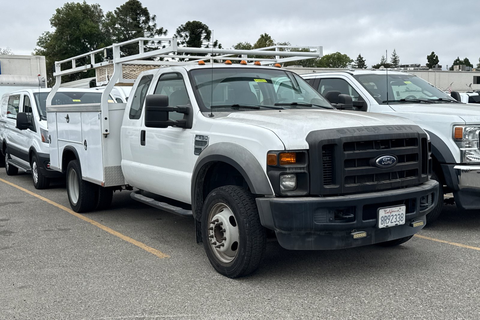 Used 2008 Ford F550 2WD Super Cab Super Duty image 2