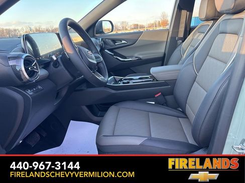 New 2026 Chevrolet Equinox LT w/ Convenience Package II image 16