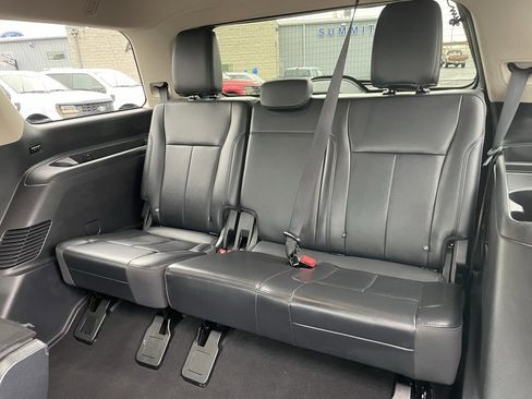 Used 2024 Ford Expedition XLT image 9