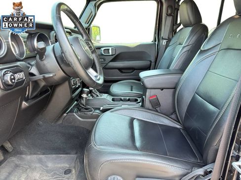 Used 2022 Jeep Gladiator Overland w/ Popular Equipment Package AWD/4WD image 9
