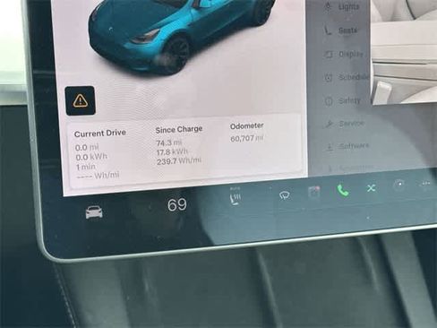 Used 2021 Tesla Model Y Long Range image 28