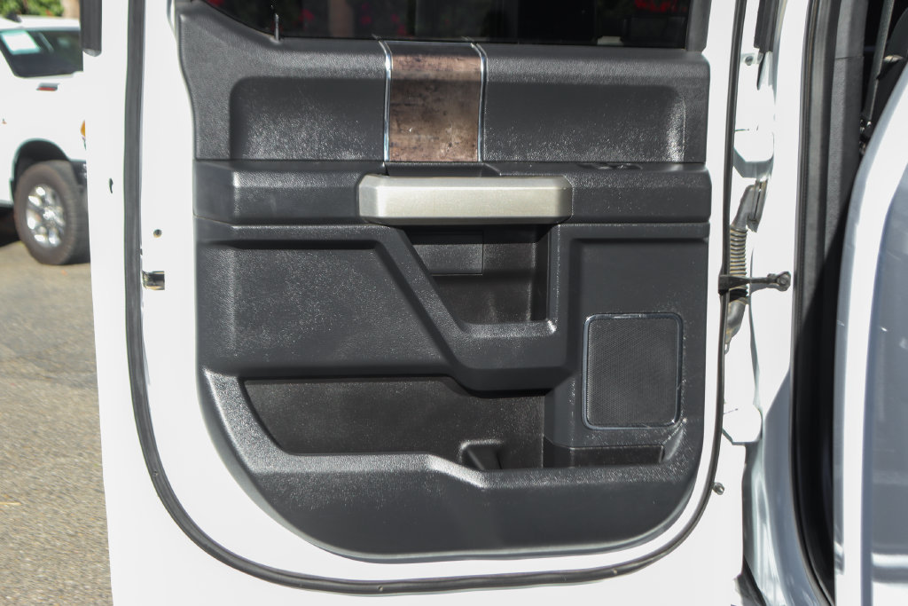 Used 2022 Ford F350 Lariat AWD/4WD image 42