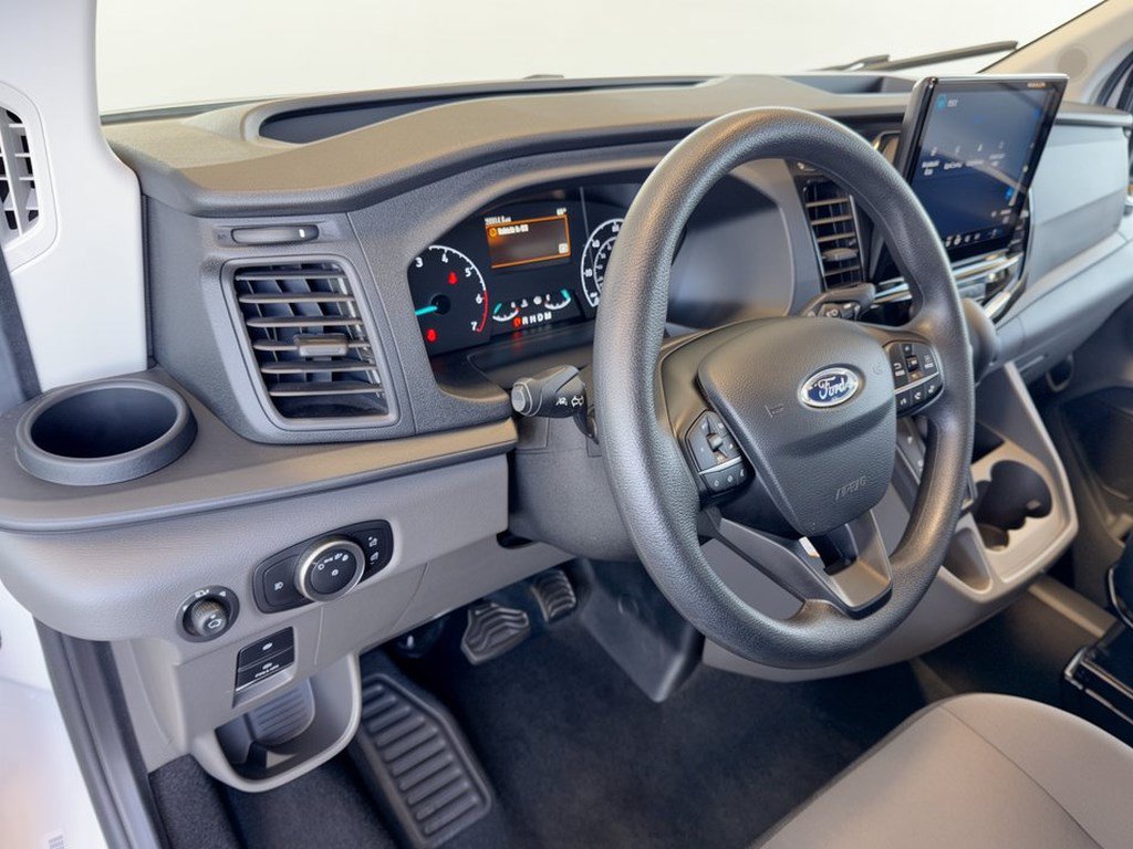 Used 2025 Ford Transit 350 XLT RWD image 4
