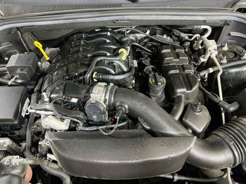 Used 2023 Dodge Durango GT AWD/4WD image 32