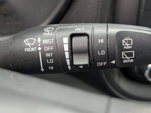 Used 2024 Kia Soul LX image 23