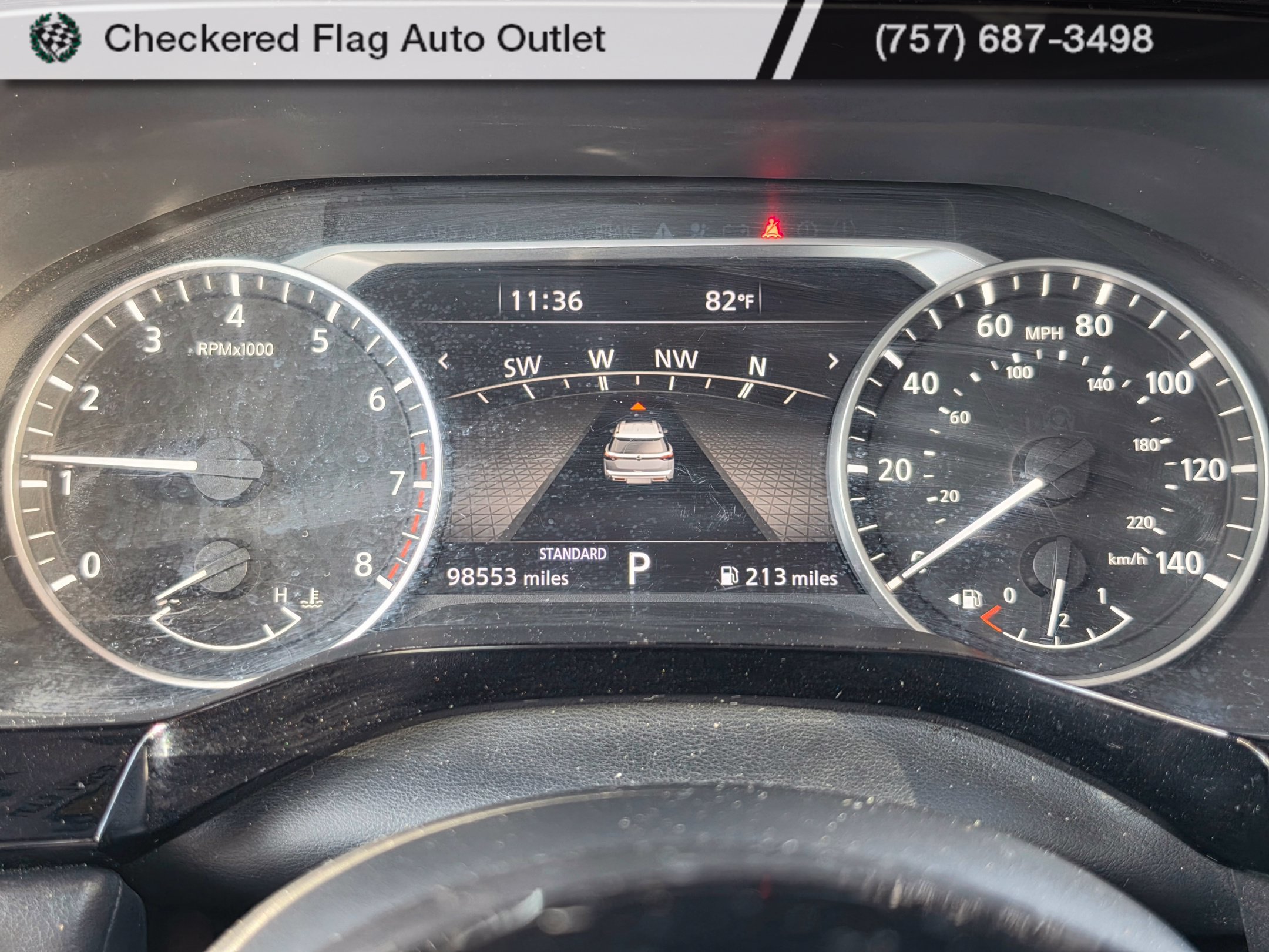 Used 2022 Nissan Pathfinder SL w/ SL Black Package FWD image 11