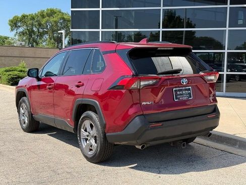 Used 2024 Toyota RAV4 LE AWD/4WD image 5