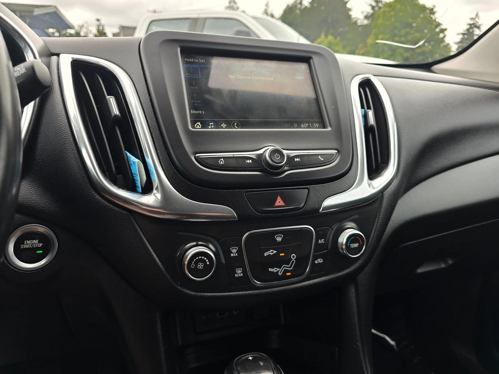 Used 2019 Chevrolet Equinox LT AWD/4WD image 25