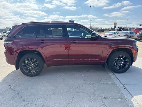 New 2026 Jeep Grand Cherokee Limited image 8