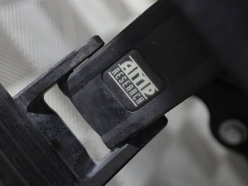 Used 2022 Jeep Gladiator Sport image 17